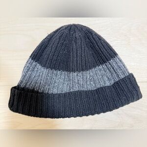 EXPRESS Black and Gray Knit Beanie, Unisex OS